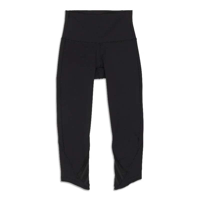 date hue pants -Emerge Renewed Crop - Resale