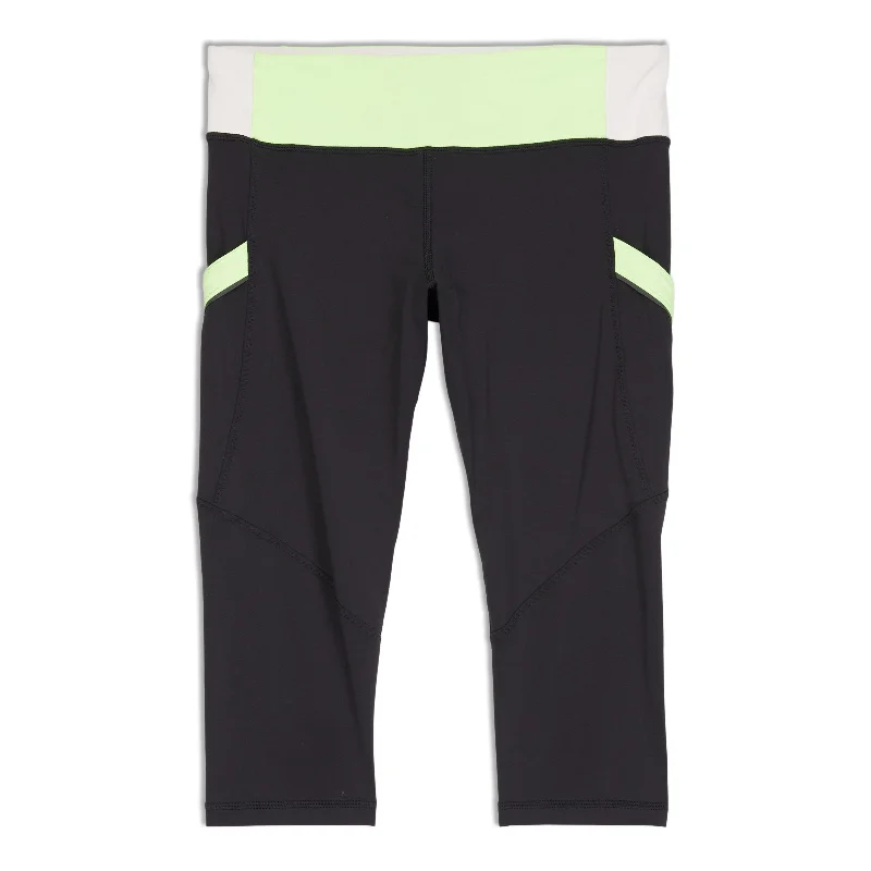 gym flex pants -Run Mod Moves Crop - Resale