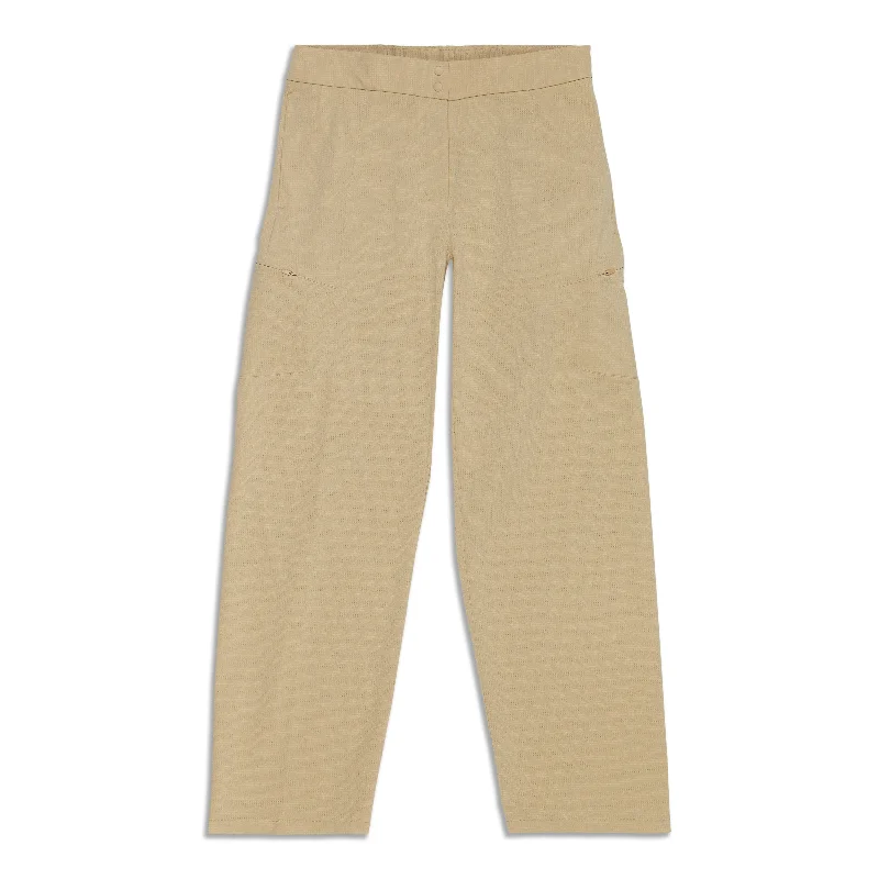 code tech pants -Ventlight Cargo Mid-Rise Crop - Resale