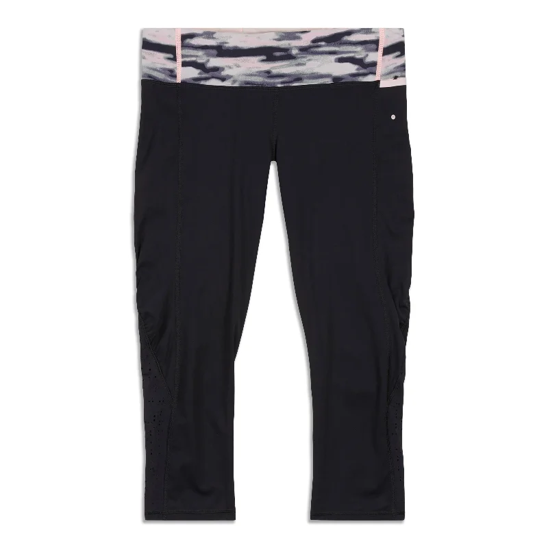 clean sleek pants -Water Bound Crop - Resale