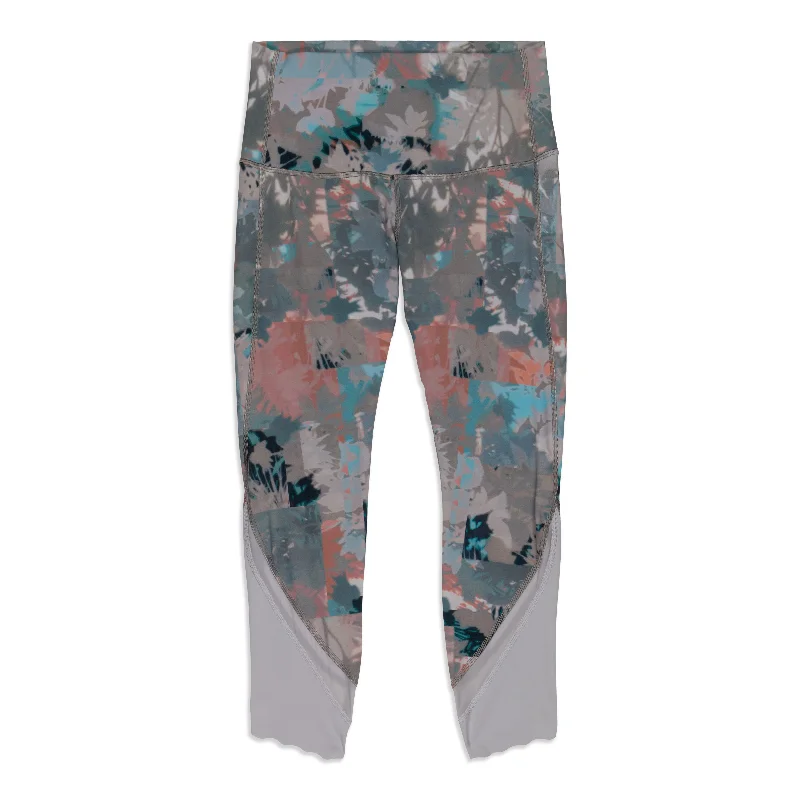 ray sheen pants -Wunder Under High Rise Crop Scallop - Resale